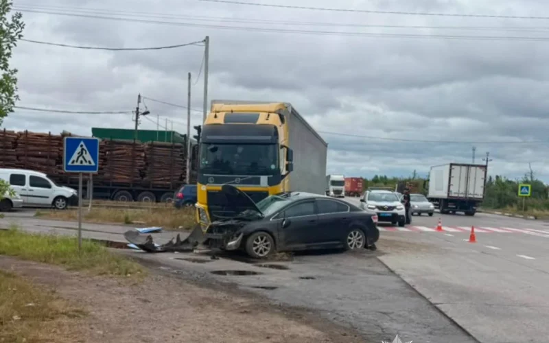 Поліція розповіла подробиці ДТП поблизу Коростеня: травмувалися жінка та немовля
