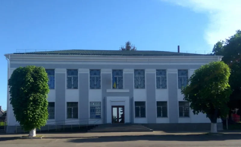 У Малині новий голова суду – Андрій Тимошенко: будинки, земельні ділянки, два Land Rover та понад 1 млн грн заробітної плати