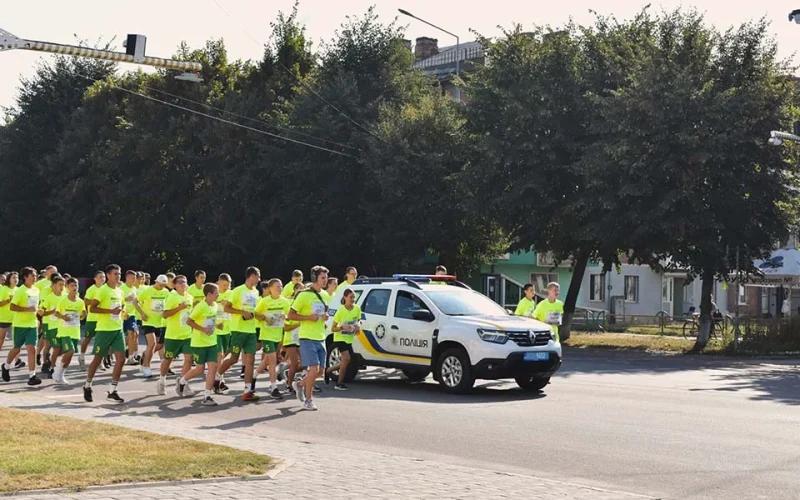 Коростенців запрошують долучитися до забігу «Шаную воїнів, біжу за Героїв України»