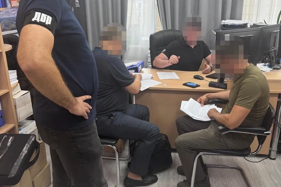 Екскомандувач логістики Повітряних сил отримав підозру: більшість нерухомості придбав у Житомирській області