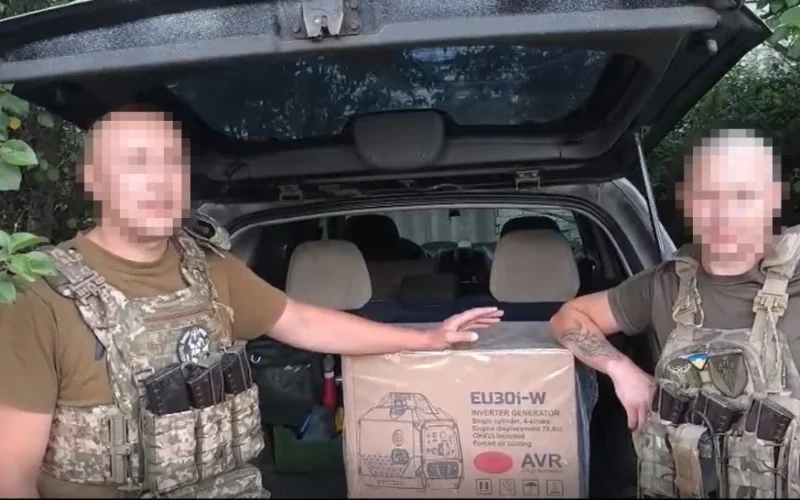 Олевська громада придбала майже за 300 тис. грн генератори для військових