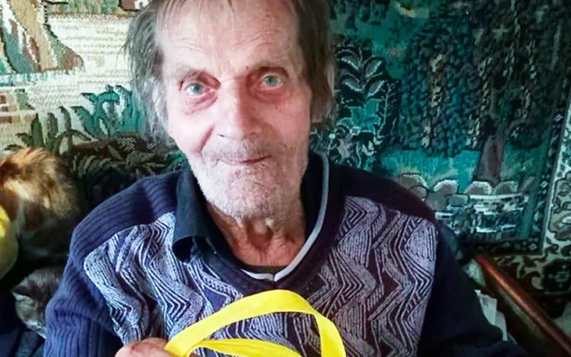 Вийшов із дому та не повернувся: на Овруччині розшукують зниклого 86-річного Дмитра Євдокименка