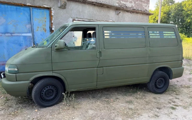 Олевська громада придбала та передала військовому 162-ї бригади автомобіль