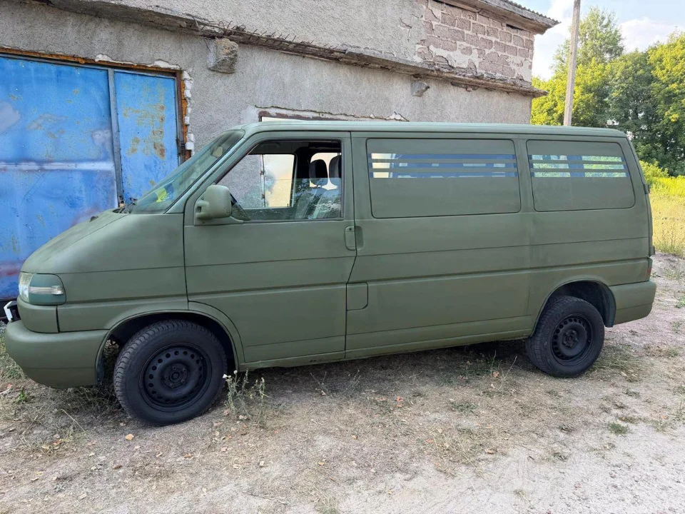 Олевська громада придбала та передала військовому 162-ї бригади автомобіль