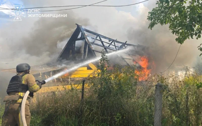В Овруцькій громаді ліквідували пожежу після російського обстрілу