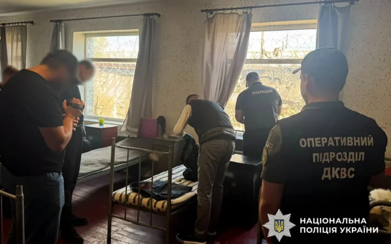 У лампах і фломастерах: на Житомирщині викрили схему постачання наркотиків до колонії