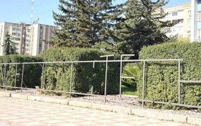 Вкотре вщент потрощили: у Коростені демонтували літери з відомої фотозони