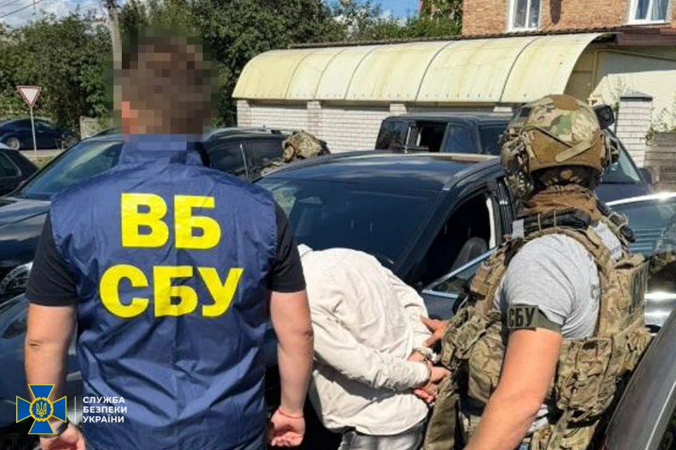 На Житомирщині затримали співробітника СБУ за підозрою у передачі службових даних