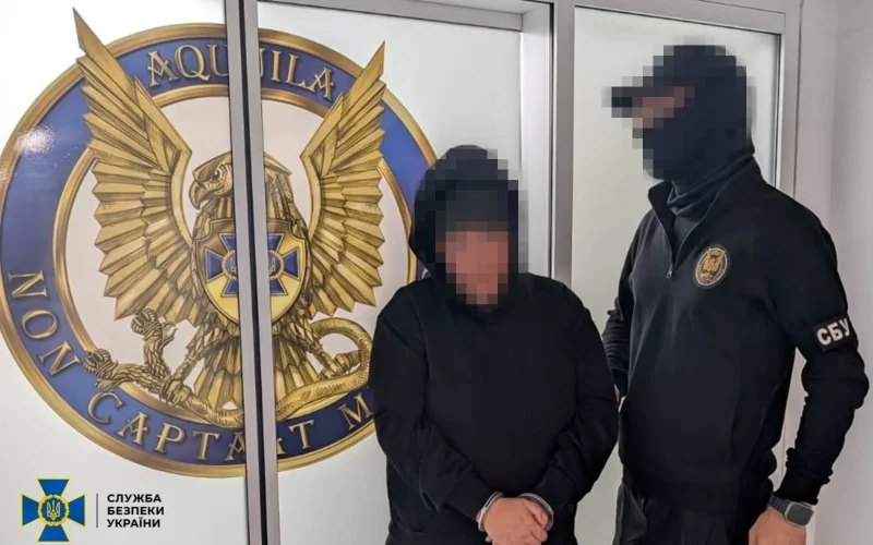 З окупованого Мелітополя через Білорусь і Житомирщину: СБУ затримала жінку, яка мала вбити російського опозиціонера