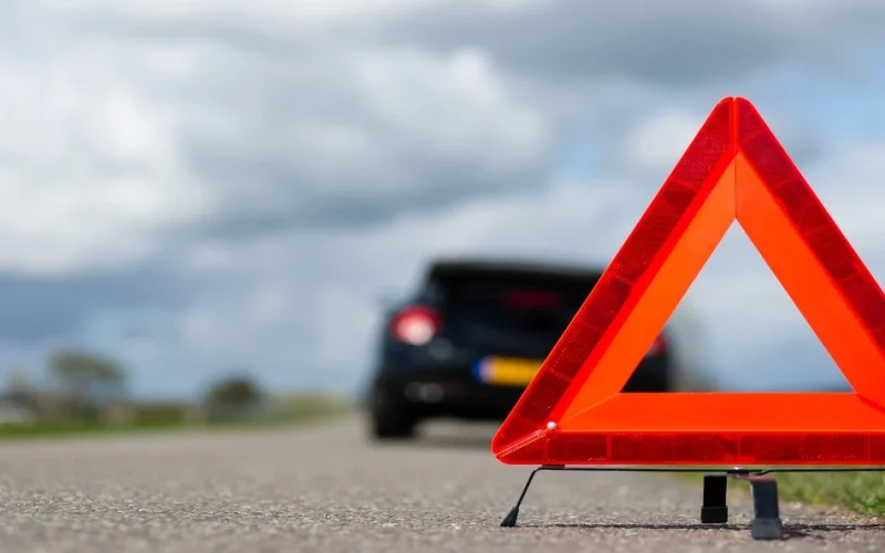 П’яним залишив автомобіль посеред дороги та спричинив ДТП: на Олевщині до 2 років ув’язнення засуджено чоловіка