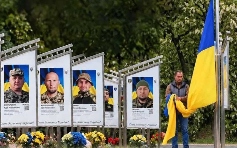 Мітинг, покладання квітів і відкриття меморіальної дошки: у Коростені відбудуться заходи до Дня захисників і захисниць