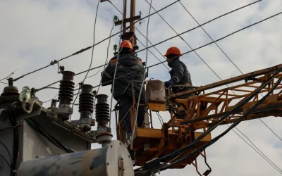 Через пошкодження електромереж Коростень залишився без світла