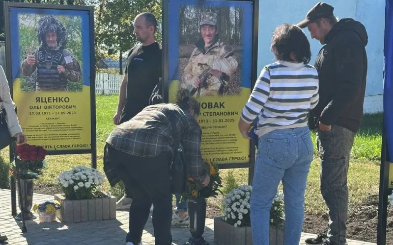 Алею пам’яті полеглих Захисників відкрили в селі Олевської громади