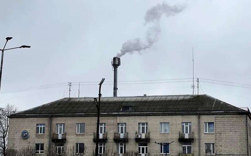 У Коростені затримується запуск опалення до житлових будинків: коли обіцяють подати тепло