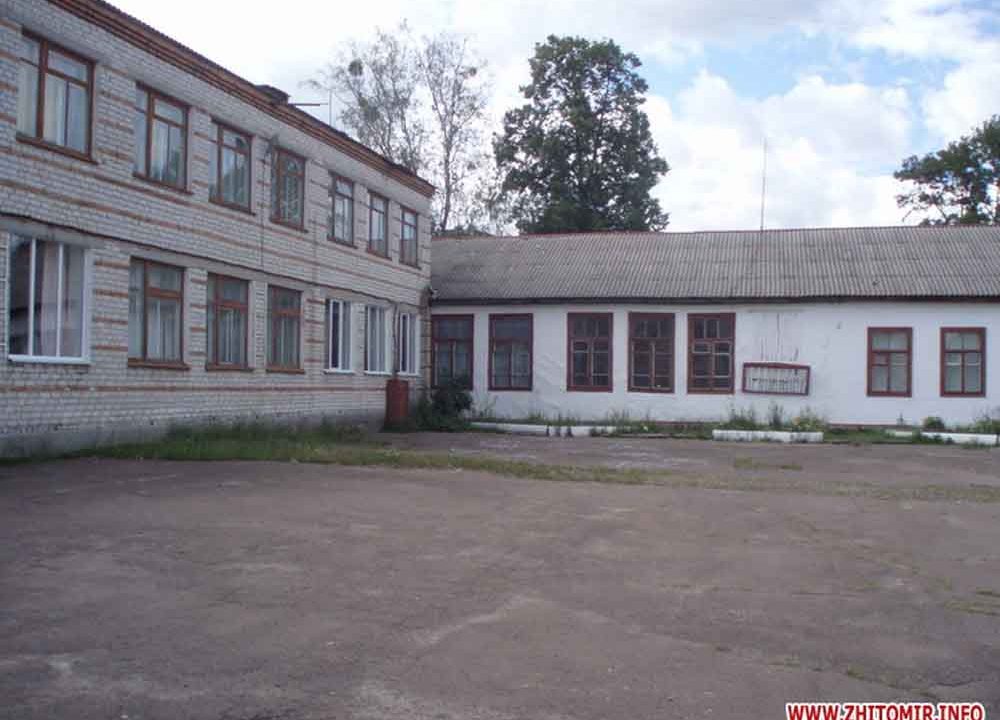 В Коростені четвертий рік реконструюють частину школи, вартість проєкту наближається до 18 млн грн ?ФОТО