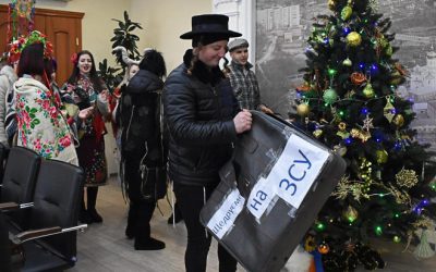 На Щедрий вечір коростенський Центр дитячої та юнацької творчості зібрав понад 20 тис. грн, які витратять на потреби ЗСУ ?