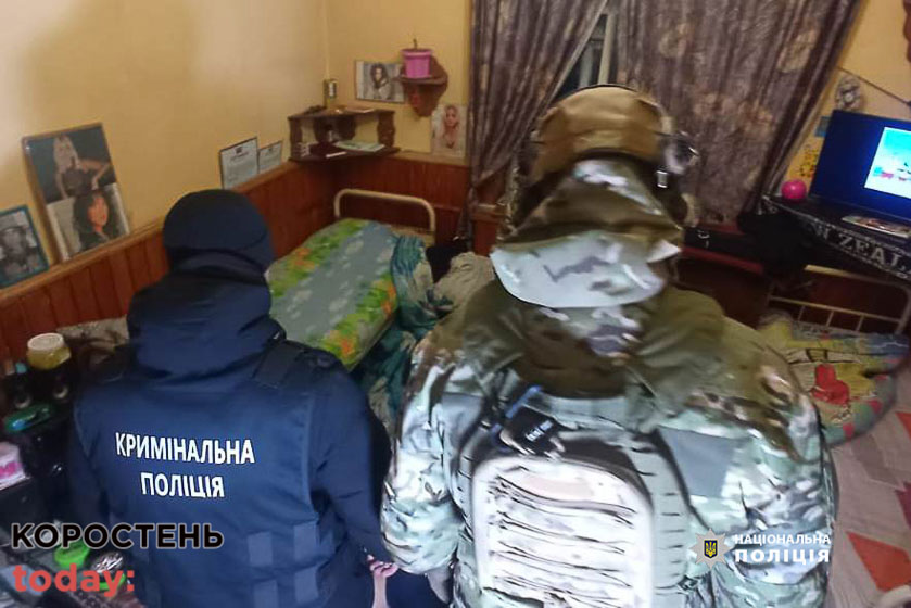 Видурювали гроші в родичів військових за «звільнення з полону»: до групи шахраїв причетні жителі Житомирщини ?