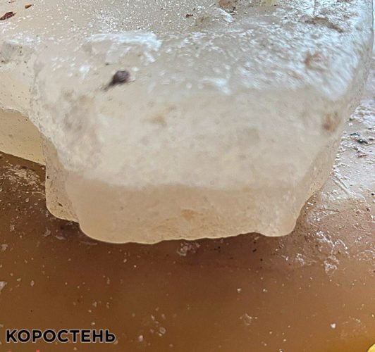 У Коростені за тиждень зібрали матеріал для виготовлення окопних свічок