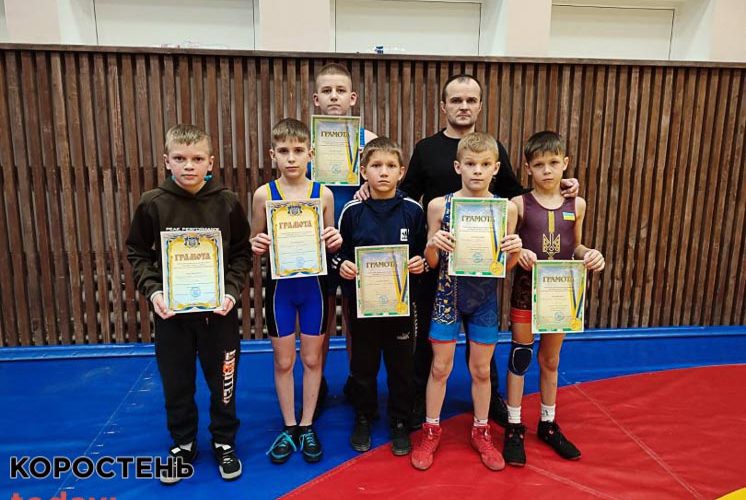 Олевські спортсмени вибороли 16 медалей на чемпіонат області з греко-римської боротьби