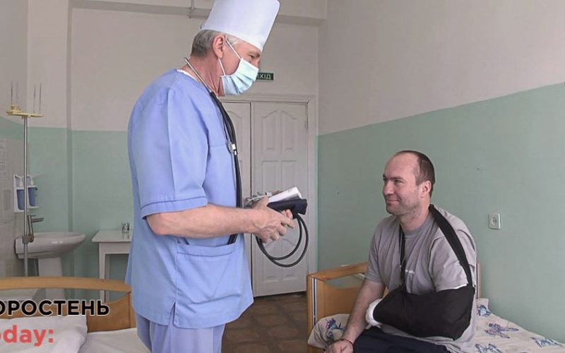 Уродженець Коростеня, який лікується від поранень на Волині, розповідає про війну, харчування та підтримку учнів
