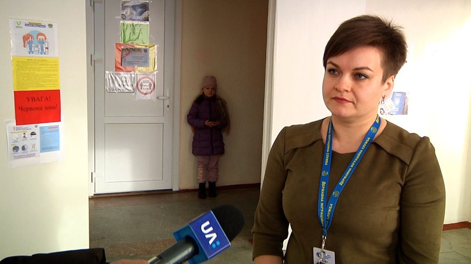 У міграційній службі просять жителів Житомирщини перевірити транслітерацію в паспортних документах