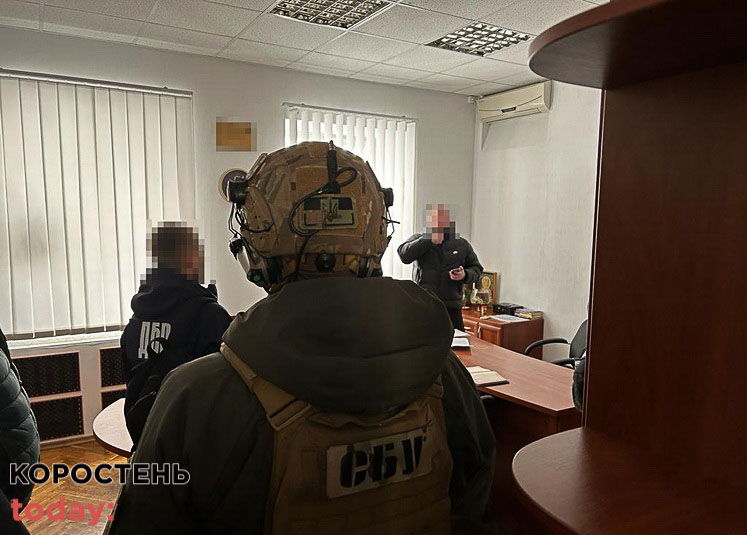 З підприємців Житомирської та інших областей шахраї збирали гроші «на ЗСУ» – правоохоронці викрили злочинців