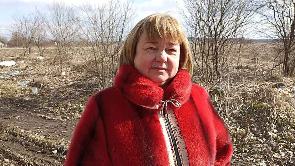 У Житомирській області жінка знайшла біля власної хати зав’язаний мішок, в якому скиглив побитий пес