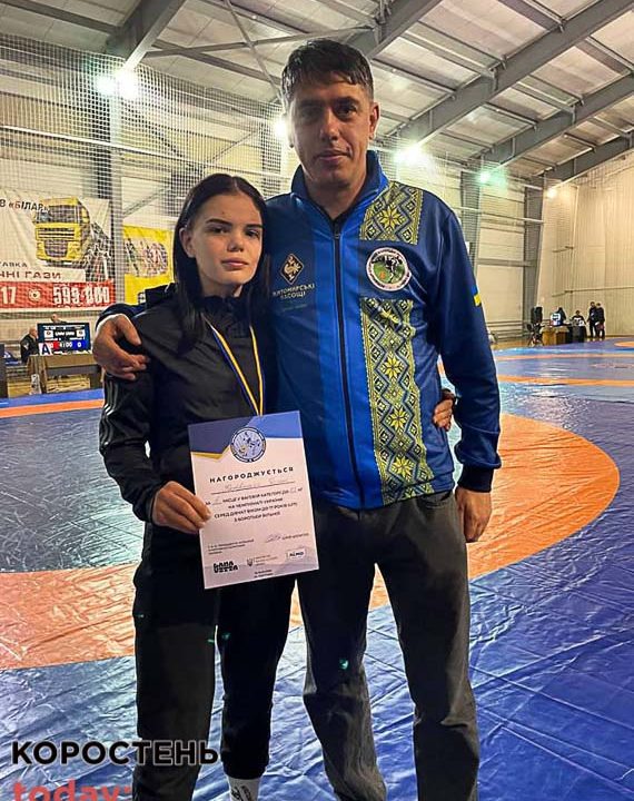 Юна спортсменка з Коростеня виборола срібло на чемпіонаті України з вільної боротьби