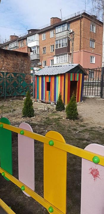 На території одного з коростенських дитсадків висадили туї
