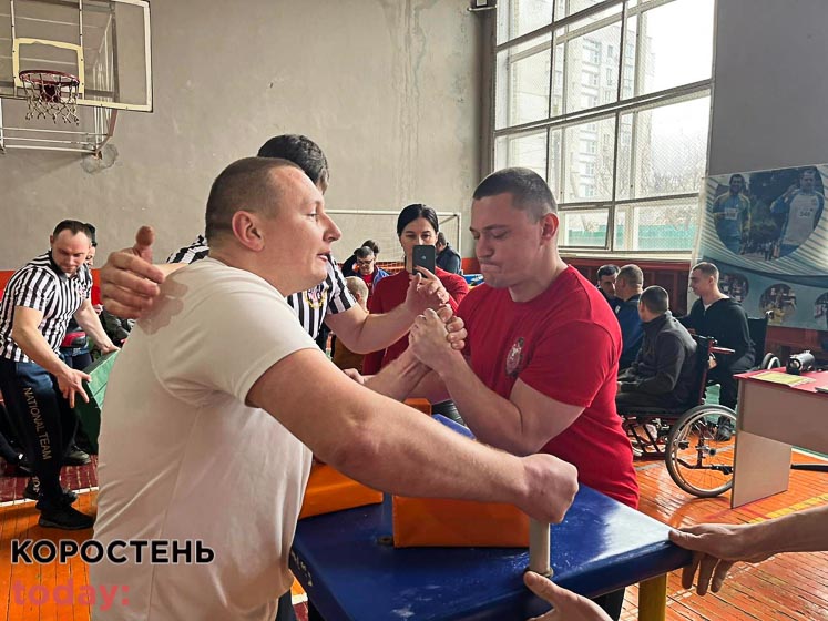 Коростенські спортсмени вибороли призові місця на чемпіонаті області з пара-армреслінгу