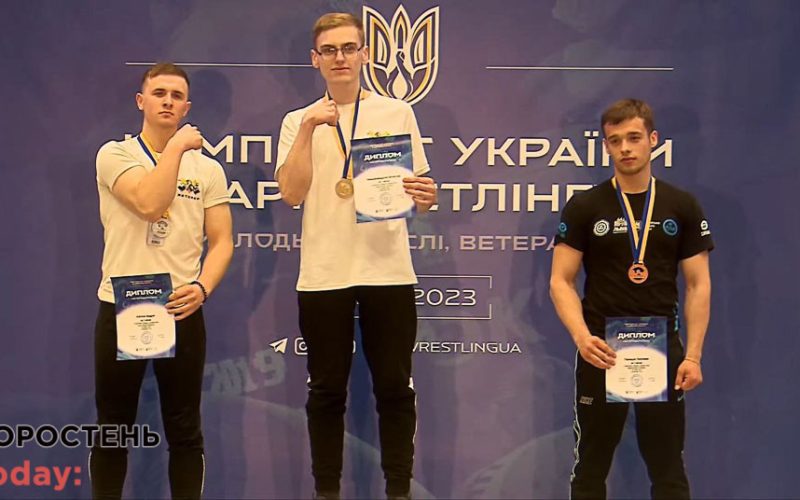 Коростенські спортсмени повернулись із медалями з чемпіонату України з армрестлінгу