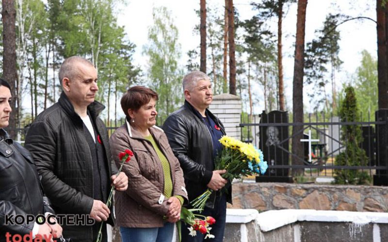 У селі Олевської громади відкрили меморіальну дошку на честь жінок, які пережили лихоліття Другої світової війни (ФОТО)