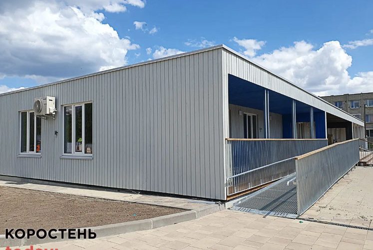 В Овручі Естонія побудувала модульний дитсадок з бомбосховищем (ФОТО)
