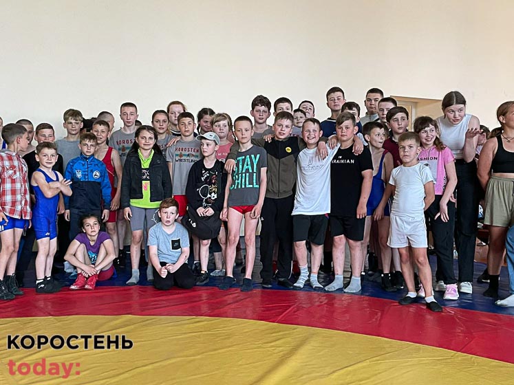 На обласному чемпіонаті з вільної боротьби юні коростенські спортсмени вибороли нагороди