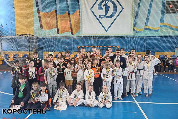 Коростенські спортсмени повернулись з чемпіонату області з шотокан карате-до С.К.І.Ф. з багатьма нагородами