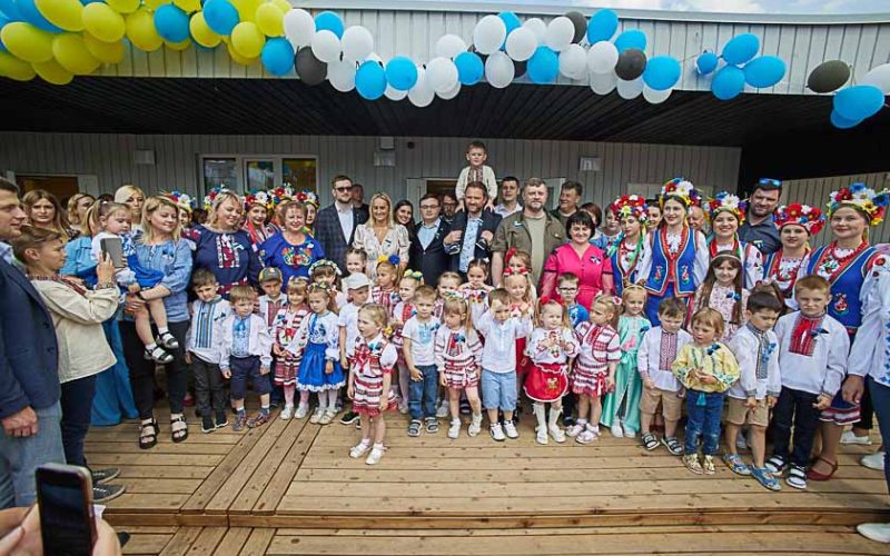 В Овручі відкрито перший об’єкт відбудови України — нардеп Арсеній Пушкаренко