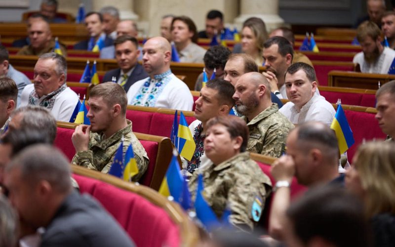Верховна Рада ухвалила закон про доплати військовим і збільшення відпусток для них — нардеп Пушкаренко