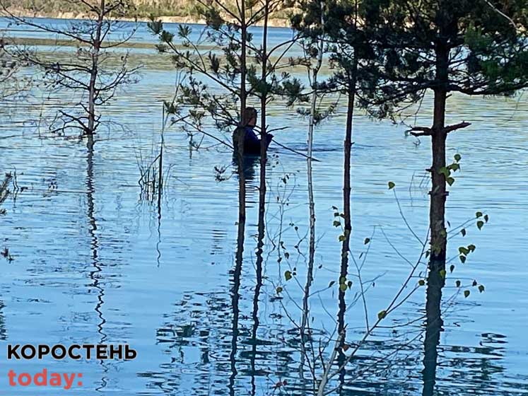 З Дружбівського кар’єру, що на Олевщині, рятувальники дістали тіло чоловіка
