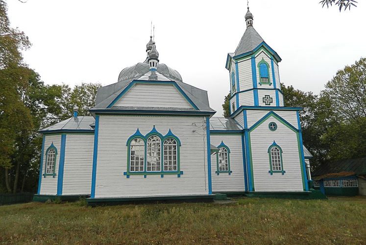 Як виглядає унікальна стародавня церква у Коростенському районі, на яку рашисти скинули авіаційну бомбу (ФОТО)