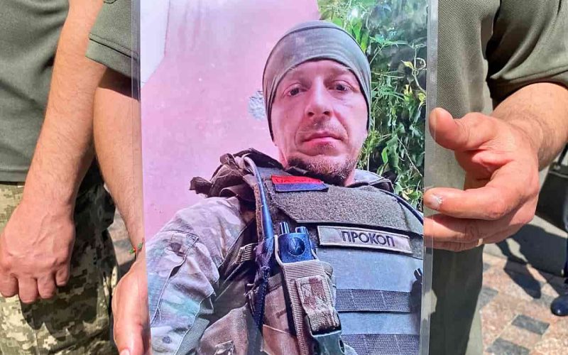 Писав для своїх дітей та планував видати книгу – у Києві попрощалися з військовим, який родом з Малинщини