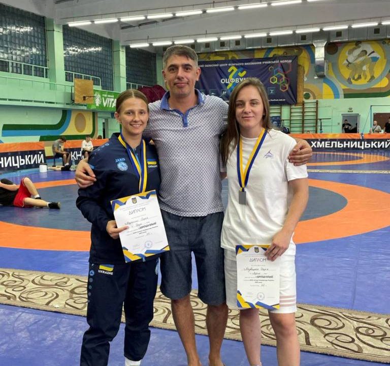 Спортсменки з Коростеня вибороли призові місця на літній універсіаді України з вільної боротьби