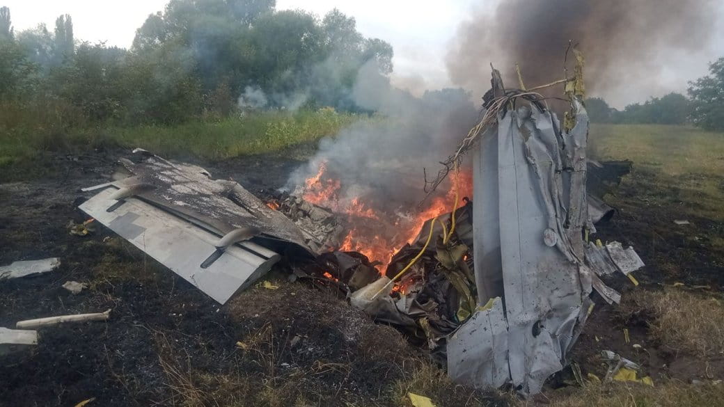 У ДБР взялися розслідувати обставини зіткнення двох літаків на Житомирщині