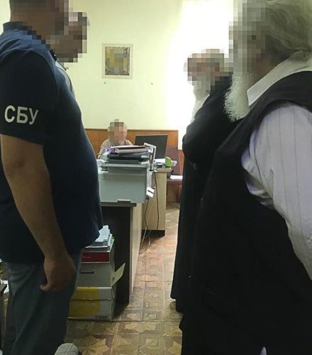 Через “руську пропаганду” перед судом постануть митрополит, секретар та настоятель церкви Овруцько-Коростенської єпархії УПЦ (МП)