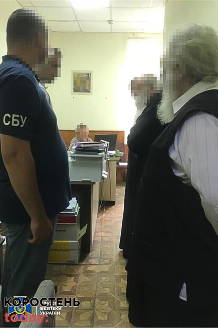 Через “руську пропаганду” перед судом постануть митрополит, секретар та настоятель церкви Овруцько-Коростенської єпархії УПЦ (МП)