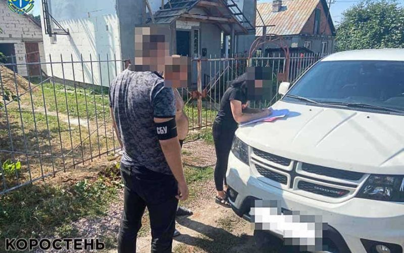 Підряднику, який “заробив” на реконструкції школи на Овруччині, повідомили про підозру