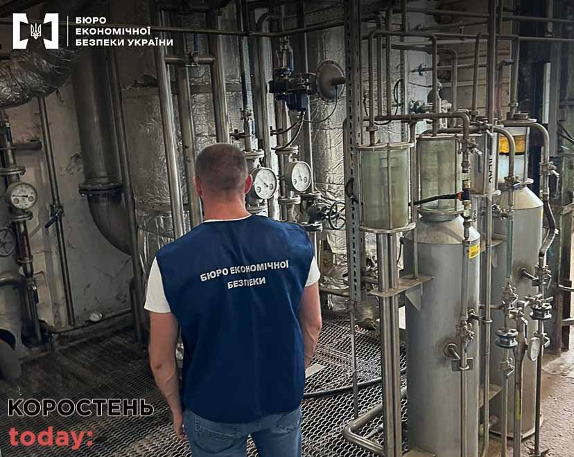 Викачували по 10 тонн спирту щодня: на Житомирщині працівники заводу проклали власну трубу