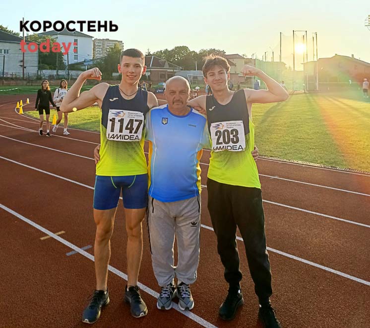 На Олевщині поліцейські “розбираються” з приватною лісопильнею та походженням деревини