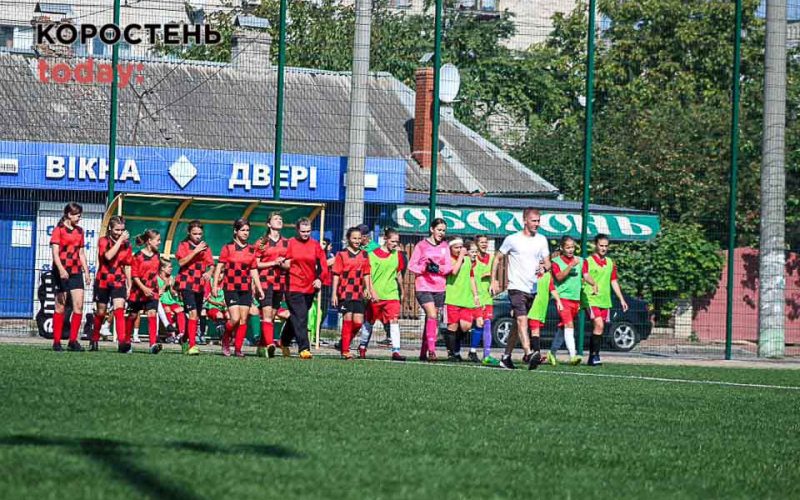 Овруцькі футболістки стали срібними призерками турніру «Золота осінь-2023»