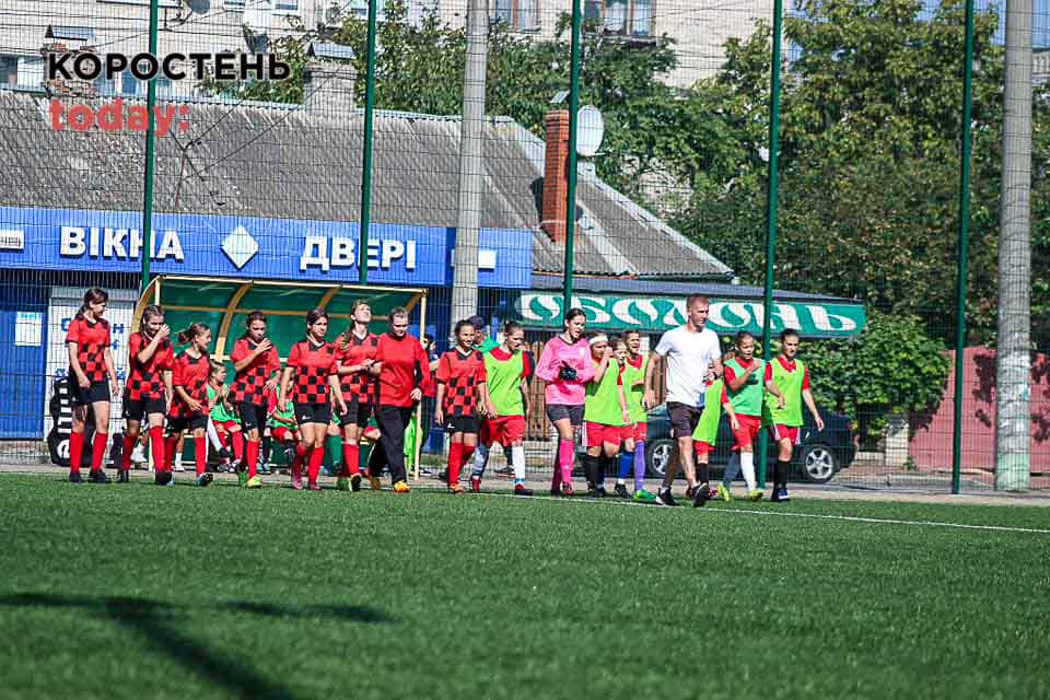 Овруцькі футболістки стали срібними призерками турніру «Золота осінь-2023»