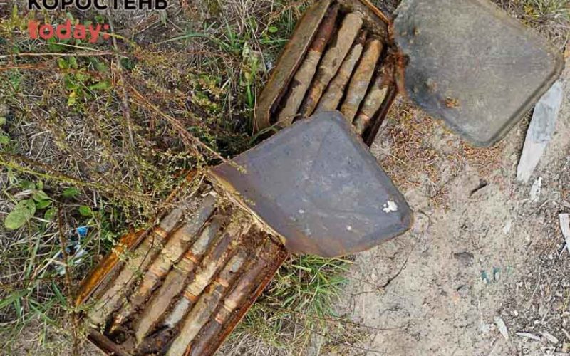 У річці біля одного з сіл Народицької громади виявили коробки з сучасними боєприпасами